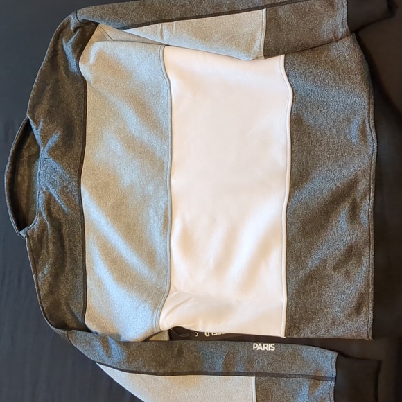 Karl Lagerfeld sweater - Picture 4 of 4